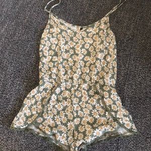 Forever 21 Romper - Olive Green with Daisy’s